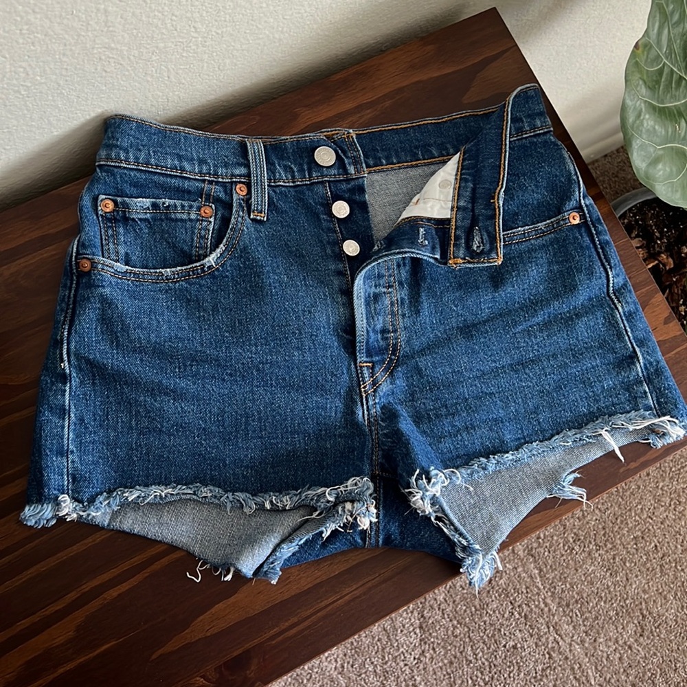 Levi’s 501 High-Waisted Denim Short - Charleston Boom 26